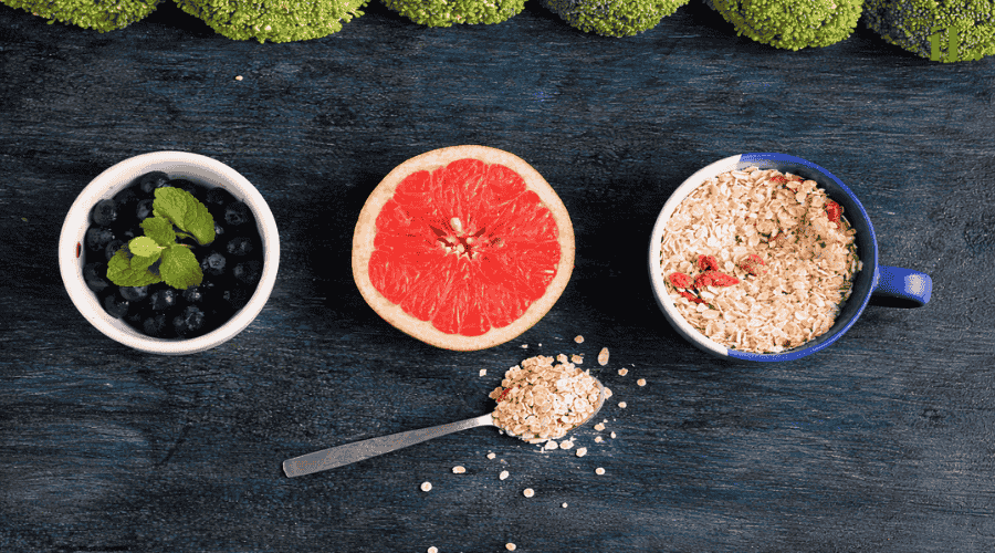 Chelated iron in Multinutrient blends